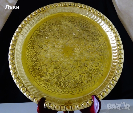 Бронзов поднос 35 см.,500 гр.,богата орнаментика. , снимка 5 - Антикварни и старинни предмети - 52406102
