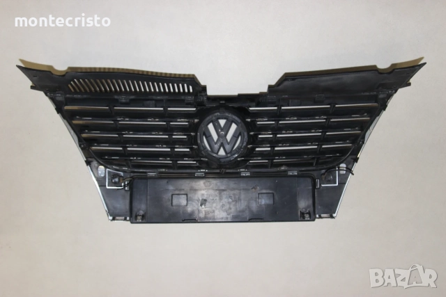 Предна решетка VW Passat B6 (2005-2011г.) 3C0853651F предна емблема отвори за парктроник, снимка 10 - Части - 55767183
