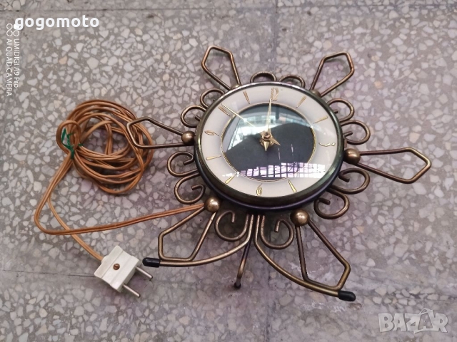 Limited Editions, рядък холандски Стар винтидж античен стенен часовник на 220 волта, снимка 5 - Антикварни и старинни предмети - 36077823