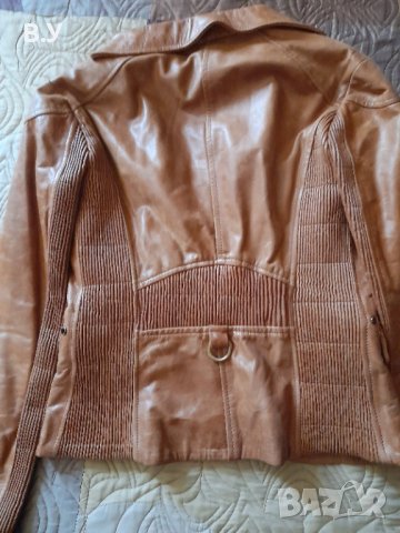Дамско кожено яке, снимка 3 - Якета - 44923393