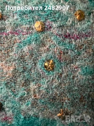 Дамски шал, снимка 3 - Шалове - 53777127