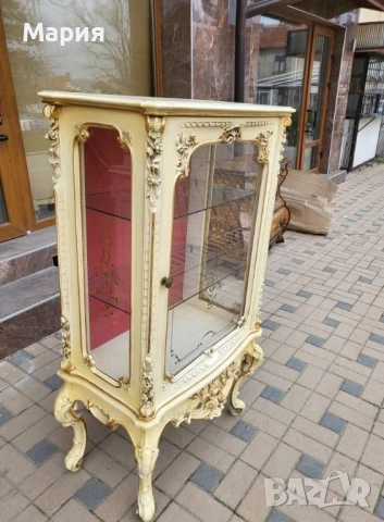 Италианска барокова витрина 015, снимка 6 - Секции и витрини - 50620293