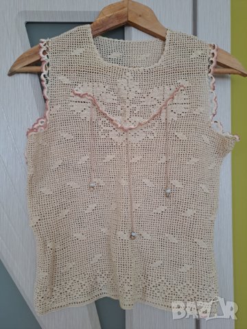 Дамска ръчно плетена блуза без ръкав уникат, снимка 2 - Блузи с дълъг ръкав и пуловери - 41584170