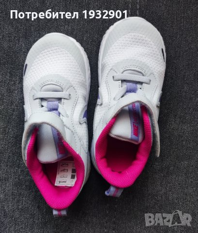 Детски маратонки за момиче Nike Revolution 5, снимка 2 - Детски маратонки - 42020835