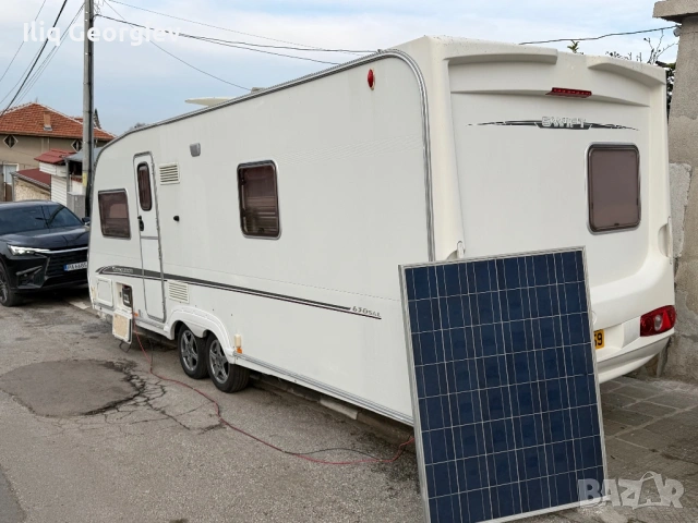 Каравана Swift Conqueror-Френска Спалня/Голям хладилник/Душ кабина/Солар/Mover/Форселт/Като нова, снимка 2 - Каравани и кемпери - 53689745