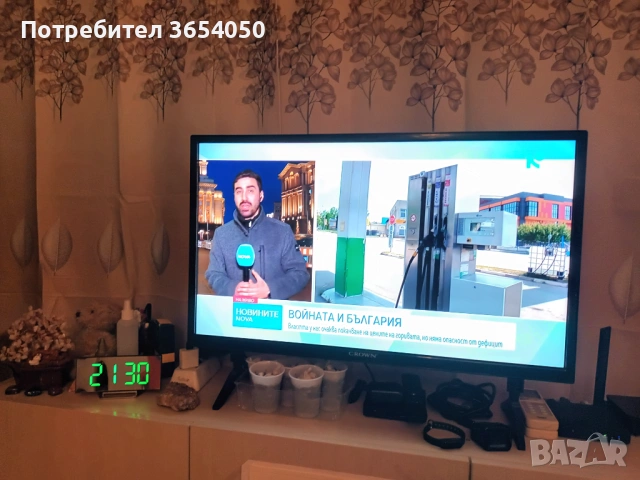 Заменям 32 инча смарт телевизор краун перфектно работещ за породисто малко женско коте