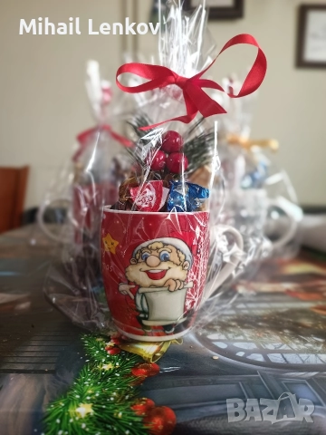 Коледни ръчно подредени чаши с лакомства , снимка 5 - Чаши - 52632262