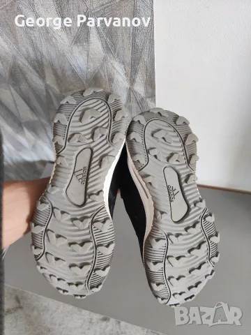 Маратонки Адидас ( adidas ) перфектни ( номер 37 и 1/3), снимка 3 - Маратонки - 56116735