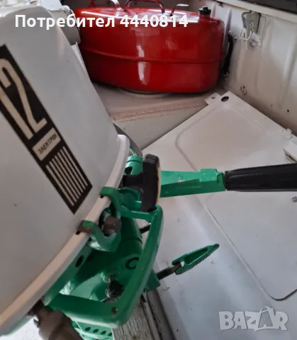 "Рядка руска лодка-амфибия "Дон" + мотор Ветерок 12Е – колекционерски модел", снимка 12 - Воден транспорт - 49843069