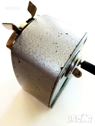 Стара голяма настолна острилка., снимка 8 - Антикварни и старинни предмети - 50867342