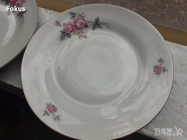 Лот чинии български порцелан с хубава шарка - 4 броя с печат, снимка 3 - Антикварни и старинни предмети - 53394234