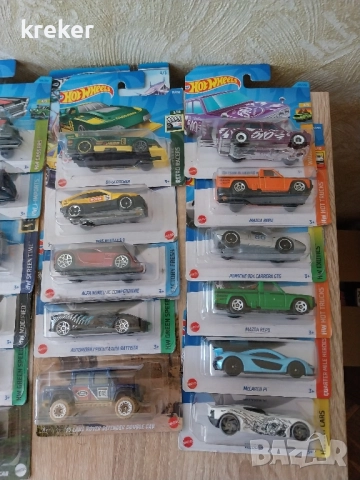 hot wheels 1:64, снимка 18 - Коли, камиони, мотори, писти - 52004906