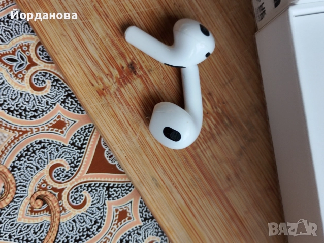 Безжични слушалки от марката Apple, модел Airpods., снимка 3 - Bluetooth слушалки - 52637905