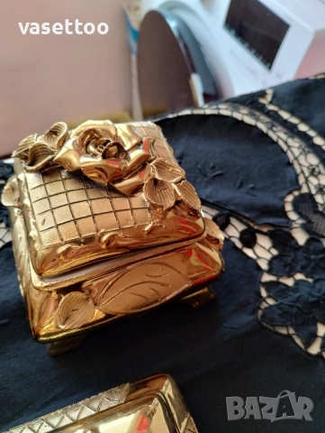 Позлатени бижутерки с апликации, снимка 5 - Декорация за дома - 51710148