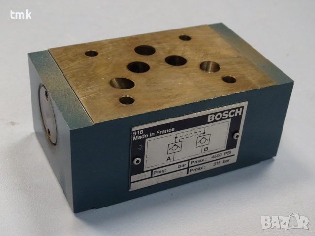 Хидравличен блок BOSCH 0811 020 block valve cover, снимка 2 - Резервни части за машини - 36376477