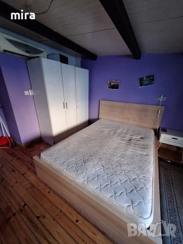 Обзаведено ателие Център до метро Лъвов мост