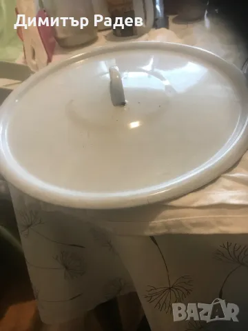 ЕМАЙЛИРАНИ СЪДОВЕ..КОТЛАРКА ЗА МЛЯКО 4.5 Л--НОВА ТЕНДЖ.11Л ВТОРА ЗАПАЗ. ЗАКАЛЕНО СТЪКЛО КАПАК Ф 28  , снимка 11 - Съдове за готвене - 48675031