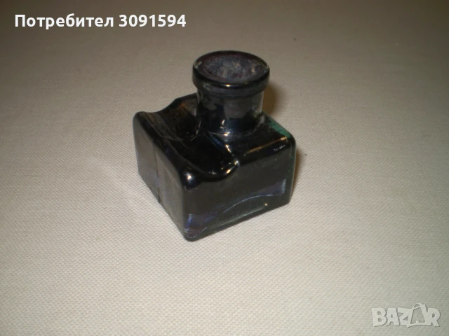 19 век малка стъклена мастилница 