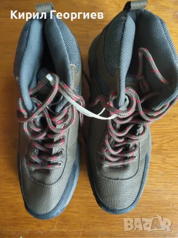 Дамски зимни туристически обувки , снимка 1