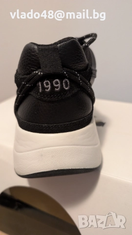 Продавам оригинални мъжки спортни обувки Diadora , снимка 3 - Маратонки - 52146734