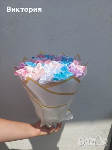 Ръчно изработен вечен букет от сатенени цветя, снимка 2 - Изкуствени цветя - 51181556