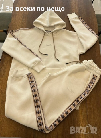 Guess Дамски Ватиран Спортен Комплект🔝Дамски Спортен Екип Гес - 2 Налични Цвята Код BS-98, снимка 3 - Спортни екипи - 52098088