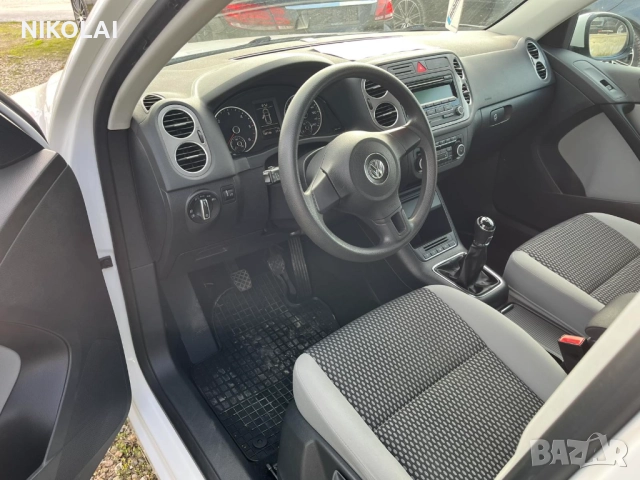 VW TIGUAN 2.0 TDI, снимка 6 - Автомобили и джипове - 52858949