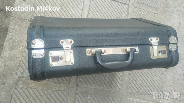 Продавам куфар за акордеон 60 баса.