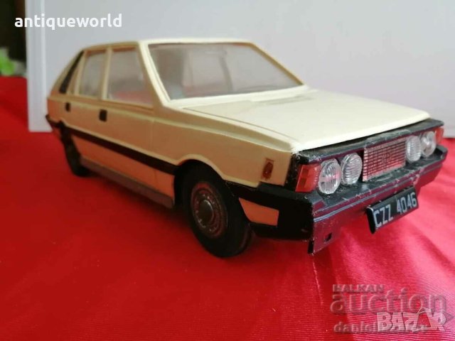 Стара Полска Играчка Кола  ПОЛОНЕЗ , Количка