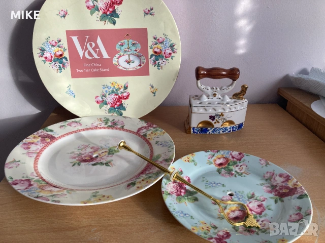 Чиния на две нива и декоративна ютия