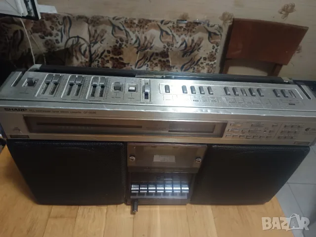 Sharp gf 9595 H, снимка 2 - Радиокасетофони, транзистори - 56363142