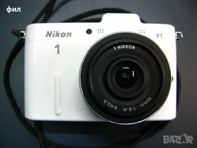 Nikon V1 - бял фотоапарат - макет, снимка 1 - Фотоапарати - 39672968