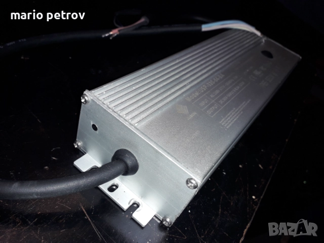 Продавам лед драйвер за осветление Led driver  model USP-320-54-BA  IP 65  