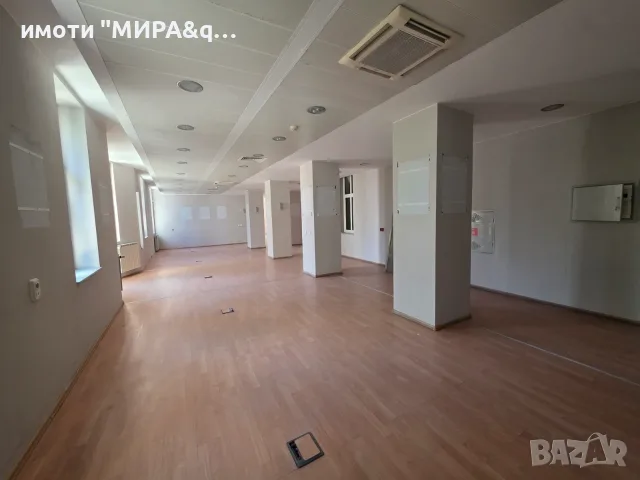 Офис под наем в Топ Център, Хасково