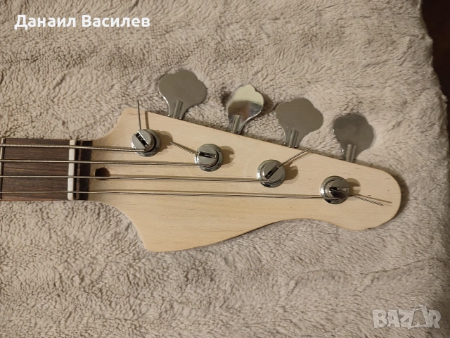 Бас китара , снимка 3 - Китари - 53193877