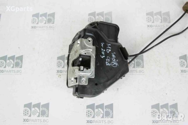 Брава врата задна дясна за Mercedes C-class W203 седан (2000-2007)