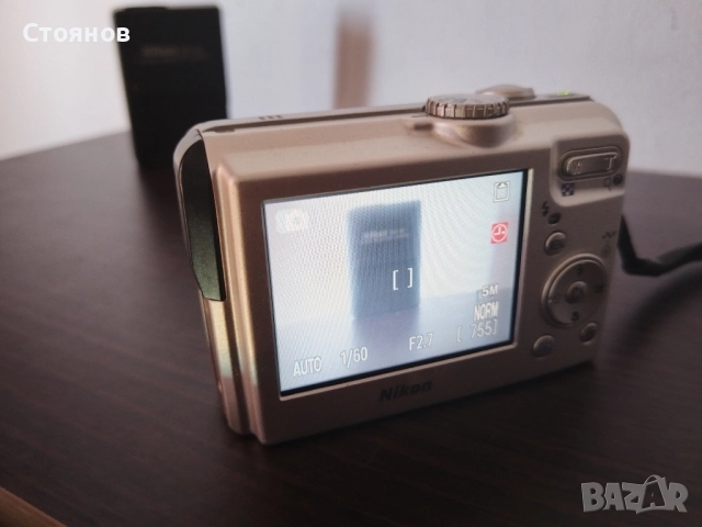 Nikon Coolpix P2 5.1MP Japan, снимка 4 - Фотоапарати - 45481242