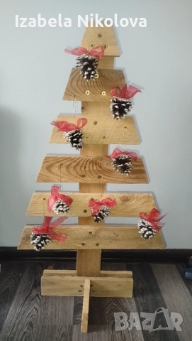 Продавам красива ръчно изработена дървена елха 🎄, снимка 2 - Декорация за дома - 52856317