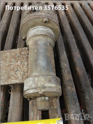 Масивен шпиндел с патронник 125 мм и КЛЮЧ – за струг или шмиргел, снимка 7 - Стругове - 53751883