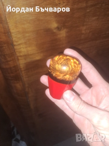 Ретро соц.Vintage топка за скоростен лост от Соц. автомобил , със цвете., снимка 2 - Части - 53433419