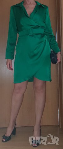 Официална зелена рокля сатен Fervente , снимка 2 - Рокли - 40208546