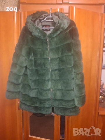 палто от рекс с качулка , снимка 4 - Палта, манта - 53001909