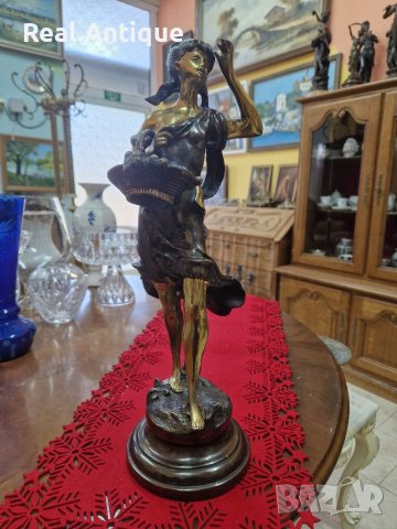 Уникална антикварна френска фигура статуетка пластика , снимка 2 - Антикварни и старинни предмети - 41594424