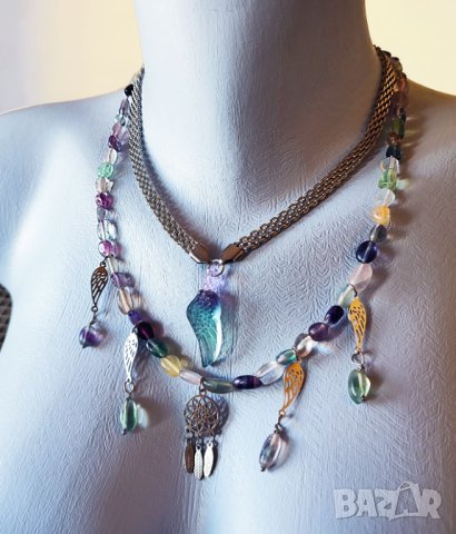 Ангелски крила. Колиета чокър с многоцветен флуорит, снимка 2 - Колиета, медальони, синджири - 41631007