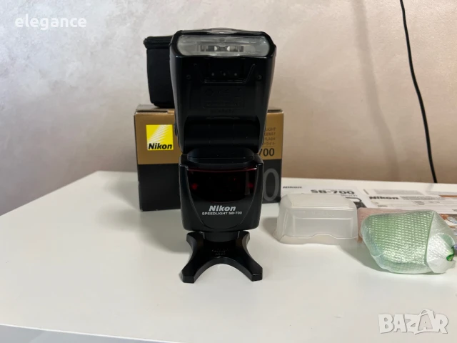 Светкавица Nikon SB-700, снимка 6 - Светкавици, студийно осветление - 50490260