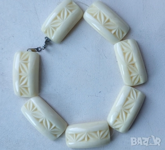 Гривна от слонова кост 
