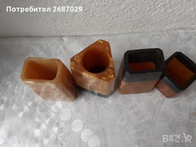 4 бр каталин бакелит, ваза моливник цвят кехлибар, стари, снимка 4 - Други - 34508993