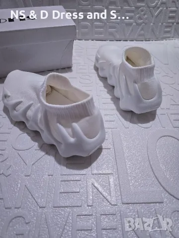 Дамски маратонки в бяло Yezzy дишащ плат, снимка 13 - Маратонки - 46229649