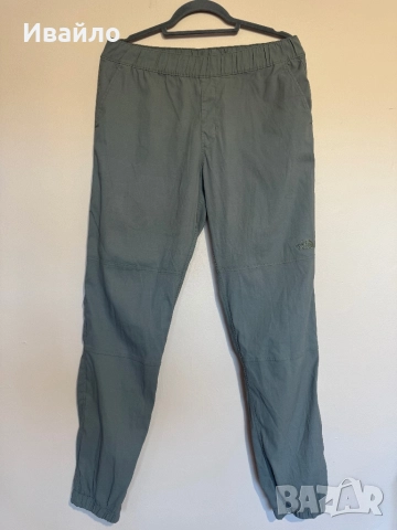 Дамски панталон The North Face.