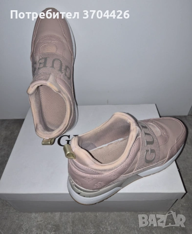 Обувки GUESS, снимка 4 - Дамски ежедневни обувки - 53135341